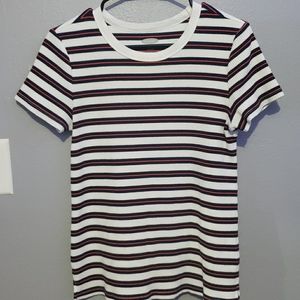 old navy ribbed t-shirt